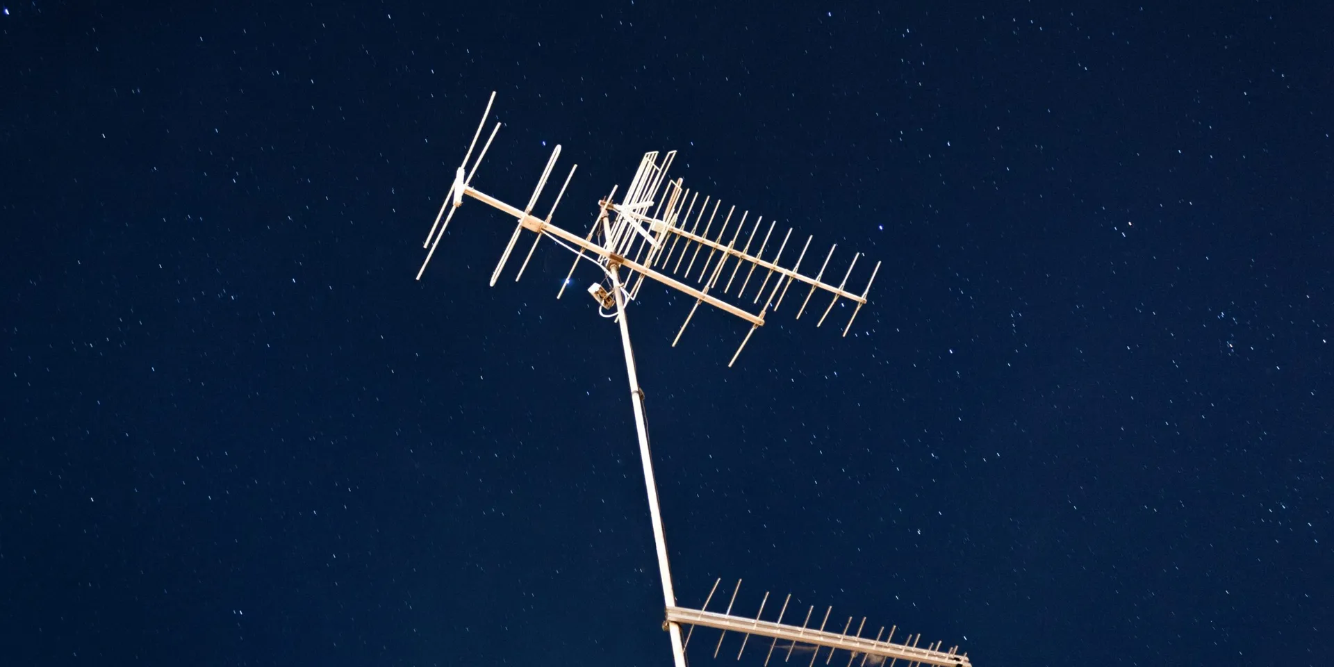 La Nueva Frontera Digital en Brasil: Desafíos y Competencia por el Espectro Radioeléctrico