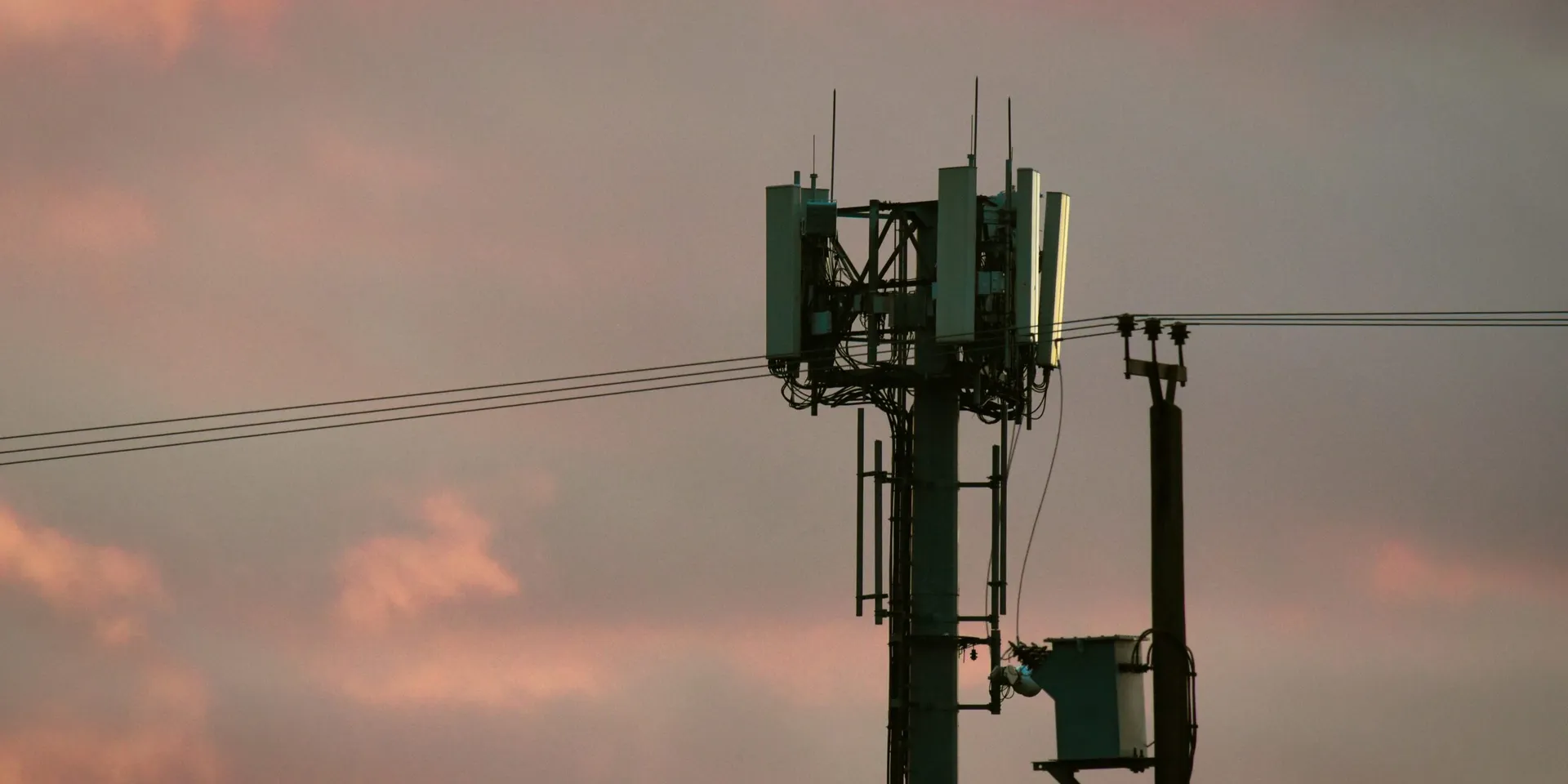 Los Desafíos del Espectro Radioeléctrico en México: El Obstáculo para una Conectividad Plena