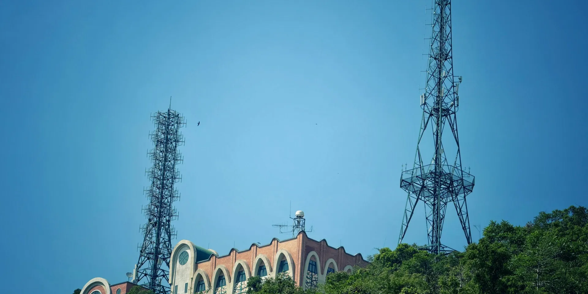 AT&T: Un Gigante de las Telecomunicaciones que Inspira Confianza y Oportunidades para Inversionistas